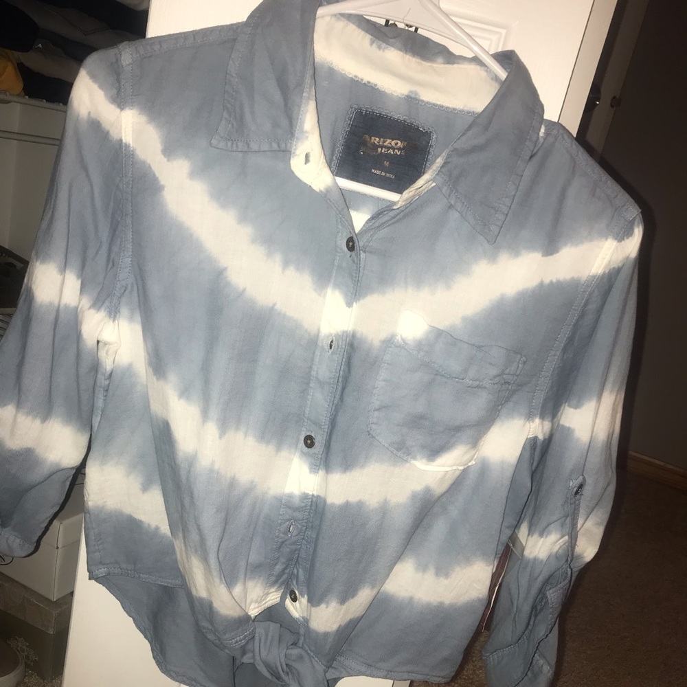 Arizona Jeans tie-up quarter sleeve shirt